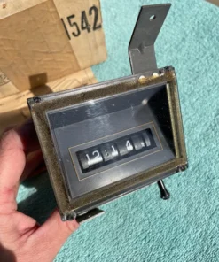 Alternative view of 1979-1981 Chevrolet Impala & Caprice NOS Accessory Digital Clock #996242