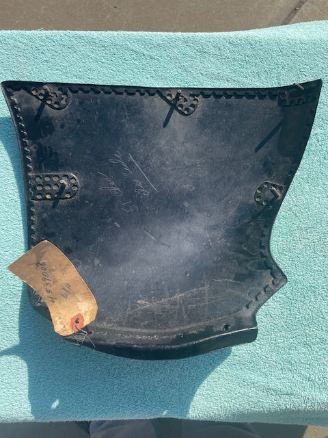 1951 1952 Chevrolet Special NOS 2-DOOR Rubber Blackout Rear Stone Shields Guards #4589005 / 4589006 - Image 8