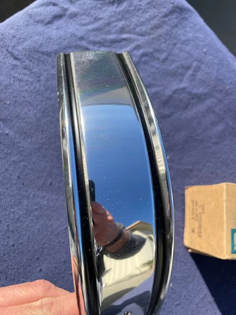 1981-1988 Chevrolet Truck Blazer Suburban NOS LH Lower Rear Corner B85 Trim Molding #15549303 - Image 7
