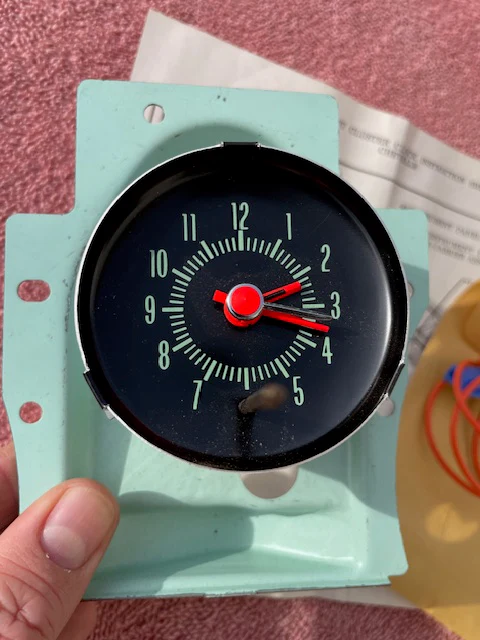 1969 Chevrolet Chevelle Malibu 6 8 NOS Accessory Dash Electric Clock #993666 - Image 2