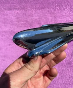 Alternative view of 1947 1948 Chevrolet Stylemaster Fleetmaster Fleetline NOS Standard Hood Ornament #3684376