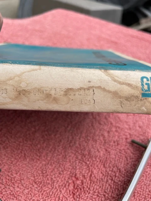 1969 Chevrolet Chevelle NOS RH Grille to Fender Lower Trim Molding #3952424 - Image 3
