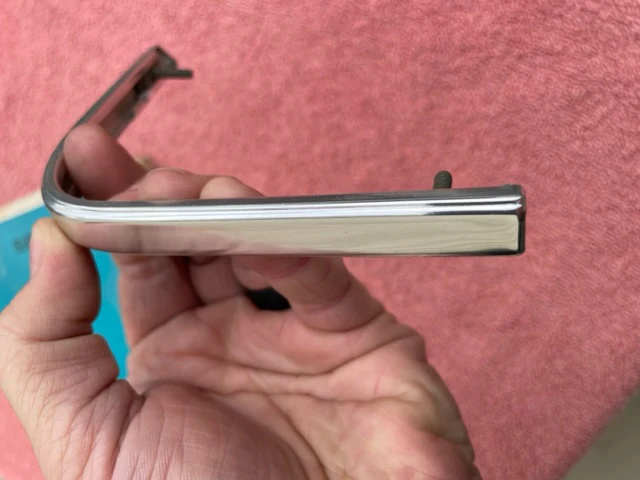 1969 Chevrolet Chevelle NOS RH Grille to Fender Lower Trim Molding #3952424 - Image 13