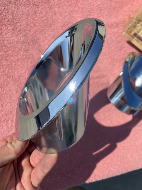 1966 1967 Chevrolet Corvette C2 Sting Ray NOS Rear Exhaust Tips Bezel Trim Pair #3892225 / 3892226 - Image 12