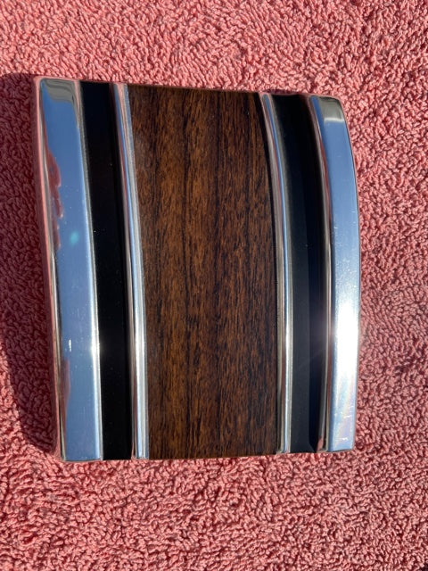 1969-1972 Chevy GMC Fleetside Truck NOS Right Lower Cab Wood Grain Molding #3955308 - Image 4