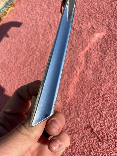 1968 Chevrolet Chevelle NOS RH Fender Grill Extension Trim Molding #3928424 - Image 4