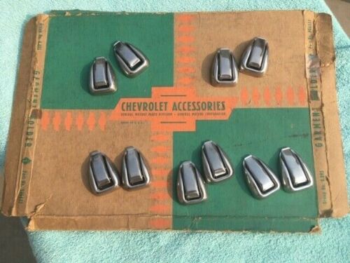 NOS coat hanger hook pair for 1949 1950 1951 1952 Chevrolet Styleline Fleetline part number 986537 interior accessory