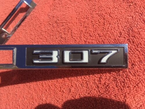 1969 Chevrolet Chevelle Malibu 307 NOS Front Fender Side Marker Emblem Trim Pair #3945291 / 3945252 - Image 6