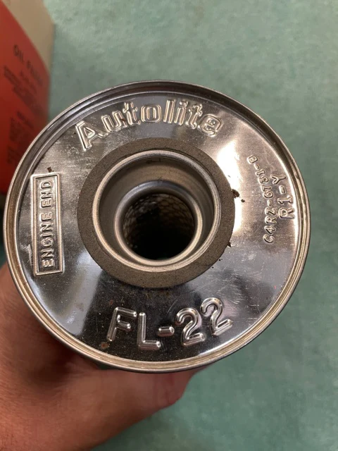 1958-1967 Chevrolet Car and Truck V-8 NOS Oil Filter FL-22 (OEM #5574540 / 5576054 / PF-141) - Image 4
