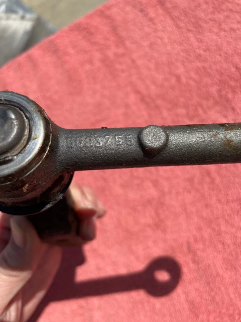1964-1967 Chevrolet Chevelle Malibu 300 SS 396 NOS Steering Idler Arm #5699538 - Image 2