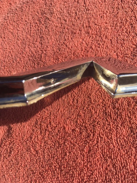 1960 - 1966 GMC Pickup / Suburban XLNT USED Grill Letter Set #2385872 / 2385873 / 2385874 - Image 3