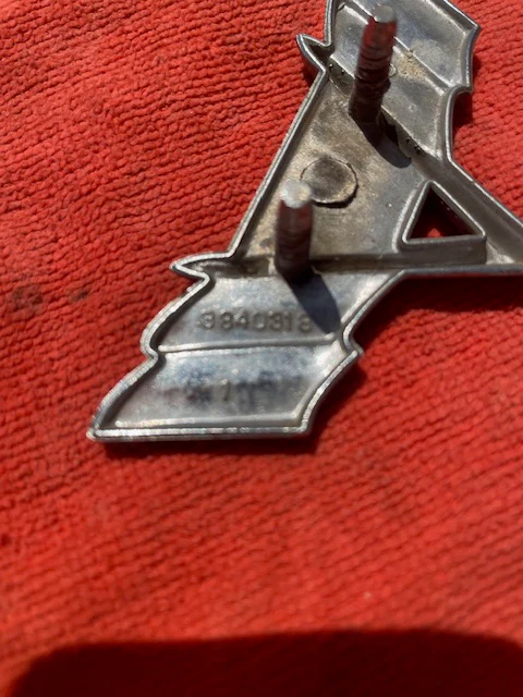1965 - 1967 Chevrolet Impala V8 NICE USED Front Fender "V" Flag Emblem #3840318 - Image 4