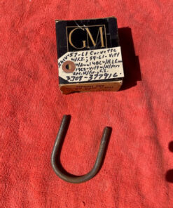 Alternative view of 1938-1952 Chevrolet Passenger Car NOS Exhaust Muffler U Bolt #377916