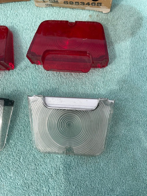1962-1964 Chevy II / Nova NOS Backup Tail Light Lamp Lens Pair Set #5953465 / 5953466 - Image 4