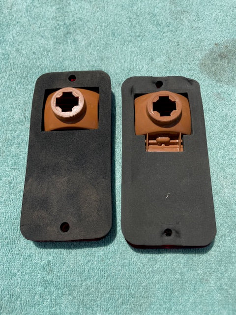 1968-1972 Chevrolet GMC Truck Blazer 1971-1985 Van NOS RED Rear Side Marker Pair #915119 / 916087 - Image 9