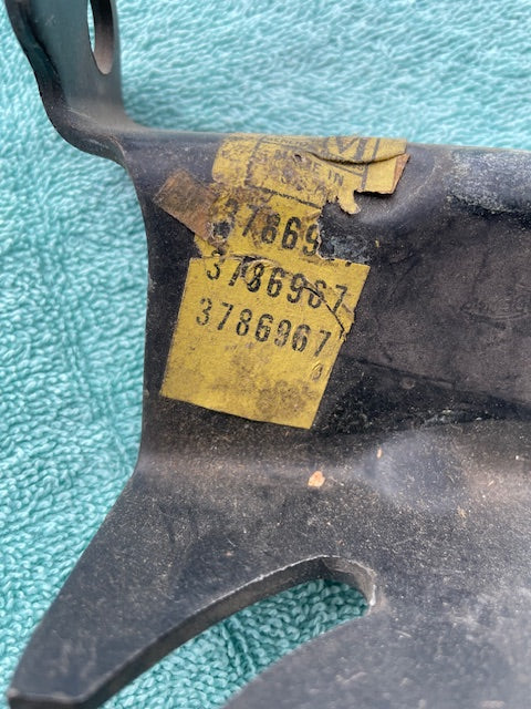 1961 1962 Chevrolet Impala Bel Air Biscayne NOS Front Steering Pump Bracket #3786967 - Image 2