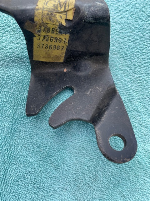 1961 1962 Chevrolet Impala Bel Air Biscayne NOS Front Steering Pump Bracket #3786967 - Image 3