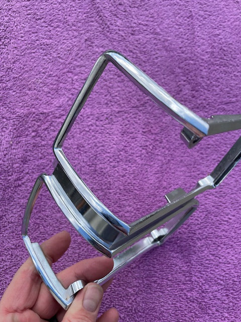 1971 Chevrolet Chevelle Wagon + El Camino NOS LH Park Light Marker Lamp Bezel #3998273 - Image 3