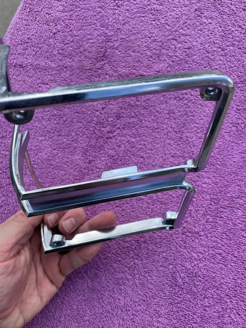 1971 Chevrolet Chevelle Wagon + El Camino NOS LH Park Light Marker Lamp Bezel #3998273 - Image 9