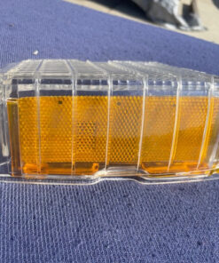 Alternative view of 1972 El Camino + Chevelle Wagon NOS LH Turn Light Lamp Lens #5965687 (CRACKED)