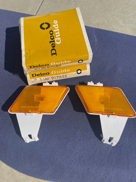 1970 Chevrolet Bel Air, Biscayne, Caprice, Impala NOS Front Bumper/Fender Amber Side Marker Pair #917091 / 917092 / 917653 / 917654