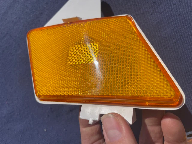 1970 Chevrolet Bel Air, Biscayne, Caprice, Impala NOS Front Bumper/Fender Amber Side Marker Pair #917091 / 917092 / 917653 / 917654 - Image 6