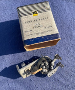 1940 Chevrolet Special Master DeLuxe 85 NOS Headlight Switch #1994016