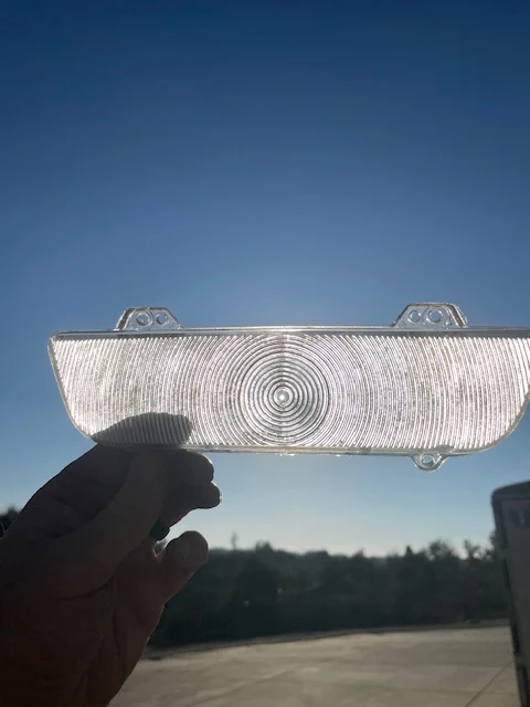 1960 Chevrolet Impala Biscayne Bel Air NORS CLEAR Park Light Lamp Lens Pair (OEM #5951117) - Image 7