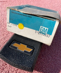 Alternative view of 1973-1977 Chevrolet Truck Blazer Van NOS Steering Wheel "Bowtie" Horn Button Center Cap #9755007