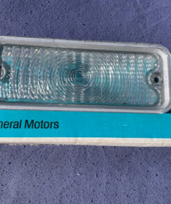 1973-1980 Chevrolet Truck Blazer NOS CLEAR RH Park Light Lamp Lens #5947726