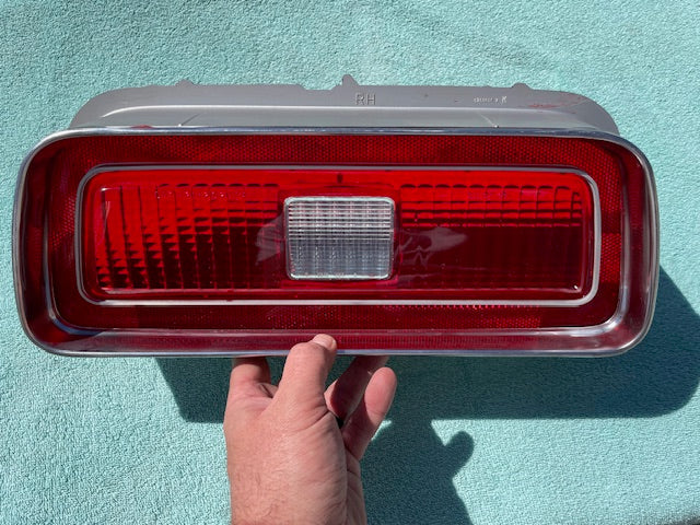 1974 Chevrolet Chevelle Malibu Laguna S3 NOS RH Tail Light Lens #5953054 (CRACK) - Image 12