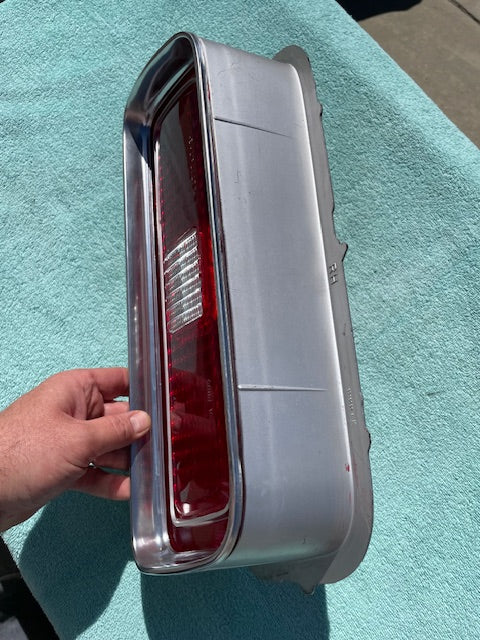 1974 Chevrolet Chevelle Malibu Laguna S3 NOS RH Tail Light Lens #5953054 (CRACK) - Image 2