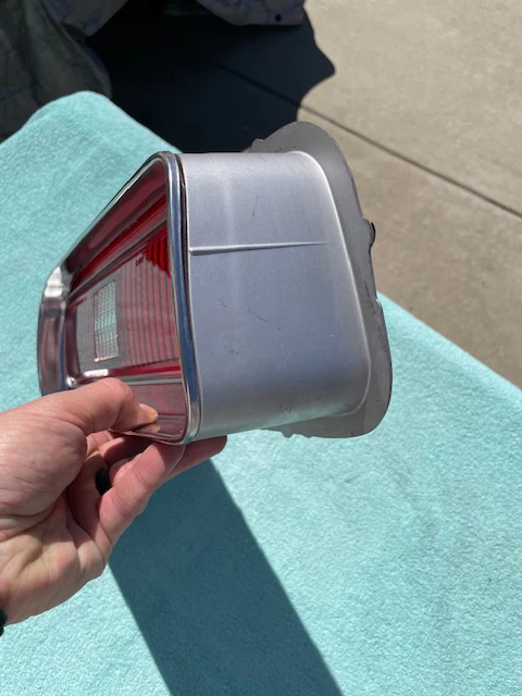 1974 Chevrolet Chevelle Malibu Laguna S3 NOS RH Tail Light Lens #5953054 (CRACK) - Image 3