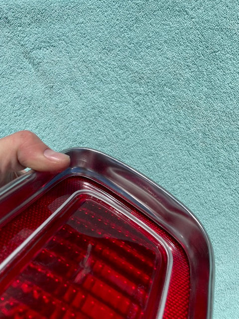 1974 Chevrolet Chevelle Malibu Laguna S3 NOS RH Tail Light Lens #5953054 (CRACK) - Image 17