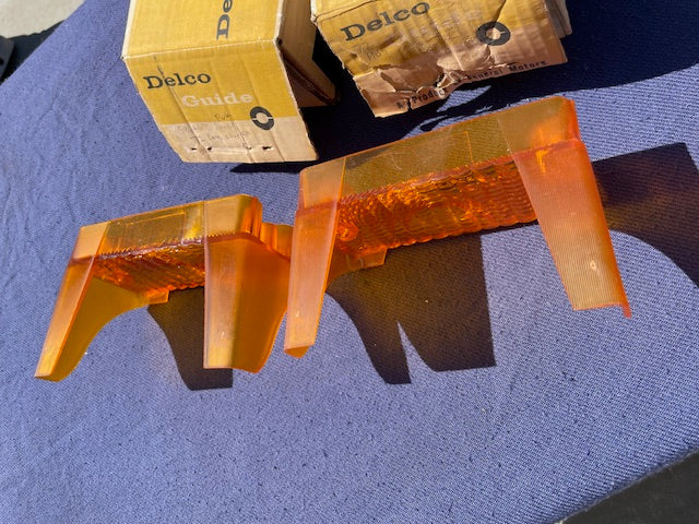 1972 Chevrolet Impala Caprice Bel Air Biscayne SS NOS Park Light Lamp Turn Signal Lens Pair #5964676 - Image 2