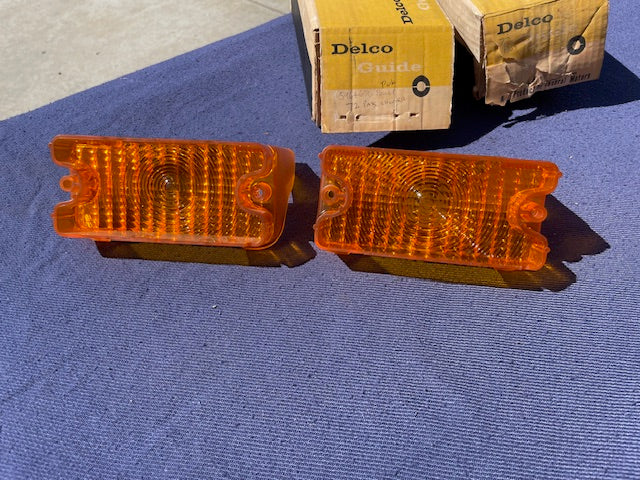 1972 Chevrolet Impala Caprice Bel Air Biscayne SS NOS Park Light Lamp Turn Signal Lens Pair #5964676 - Image 4