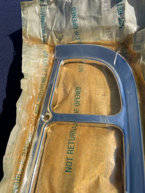 1967-1972 Chevrolet GMC Fleetside Truck Blazer Jimmy NOS Tail Light Bezel Pair #3944795 / 3944796 - Image 11