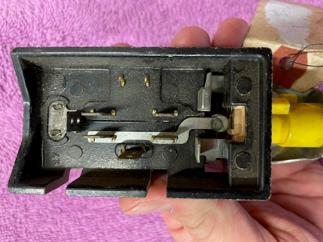 1960-1963 Chevrolet Corvair / F.C. 1962-63 Chevy II NOS Headlight Switch #1995096 / D-1518 - Image 3
