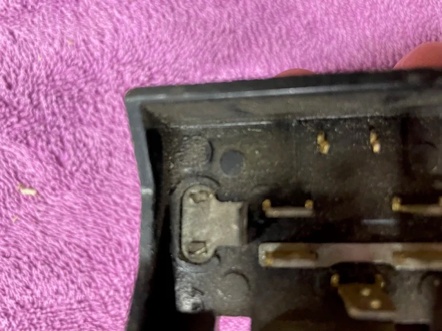 1960-1963 Chevrolet Corvair / F.C. 1962-63 Chevy II NOS Headlight Switch #1995096 / D-1518 - Image 4