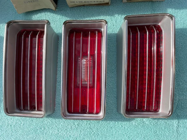 1970 Chevrolet CAPRICE ONLY NOS Tail Light Back Up Lamp Lens Set - Image 4