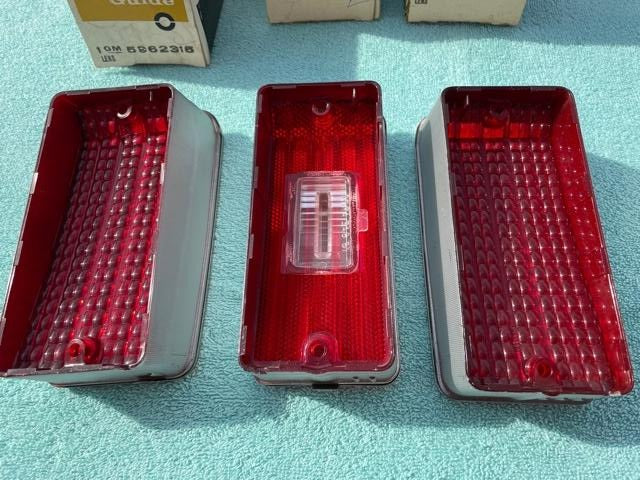 1970 Chevrolet CAPRICE ONLY NOS Tail Light Back Up Lamp Lens Set - Image 11
