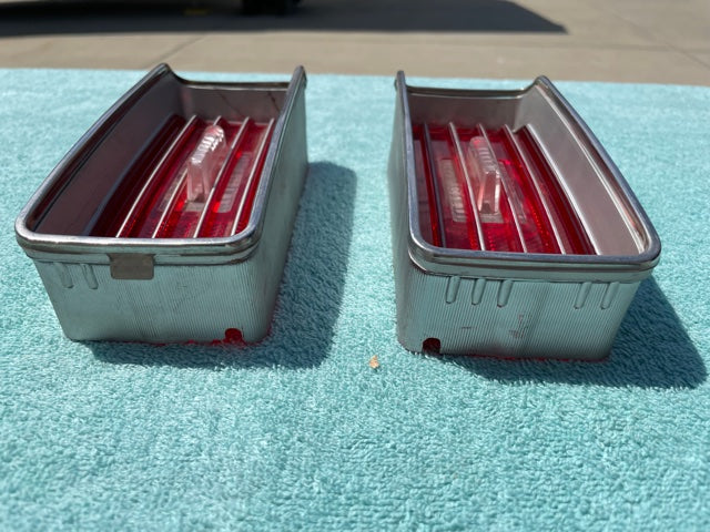 1970 Chevrolet CAPRICE ONLY NOS **DRIVER QUALITY** Tail Light (w/ Backup) Lamp Lens Pair #5964223 / 5964224 - Image 2