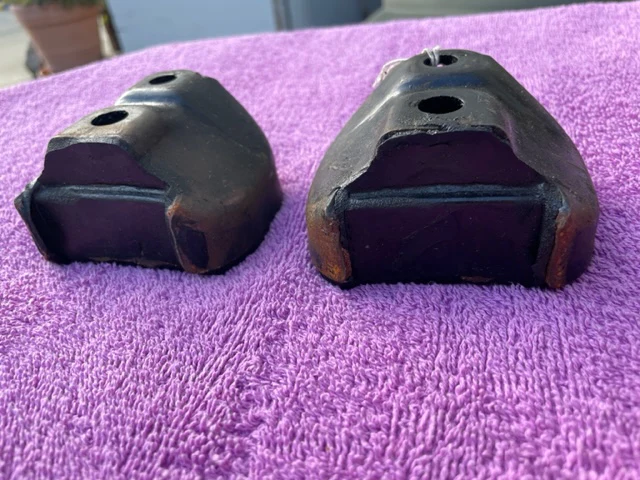 1937-1952 Chevrolet Pickup Truck NORS Rear Engine Motor Mounts PAIR #595741 - Image 3