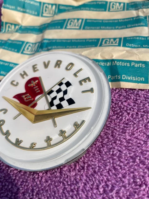 1956 1957 Chevrolet Corvette C1 NOS Hood / Trunk Deck Lid Emblem PAIR #3725754 - Image 5