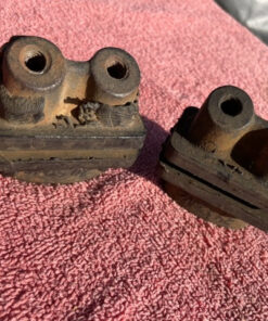 1934 Chevrolet Master DA NOS Side Engine Motor Mounts PAIR #375630