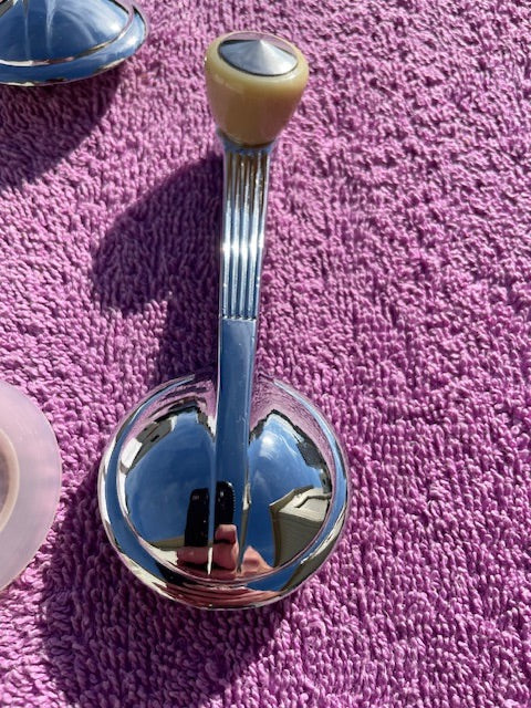 1949 Chevrolet Fleetline Styleline NORS Window Crank Handles IVORY Knob (STRESS CRACKS) (repl. OEM #4564255) - Image 3