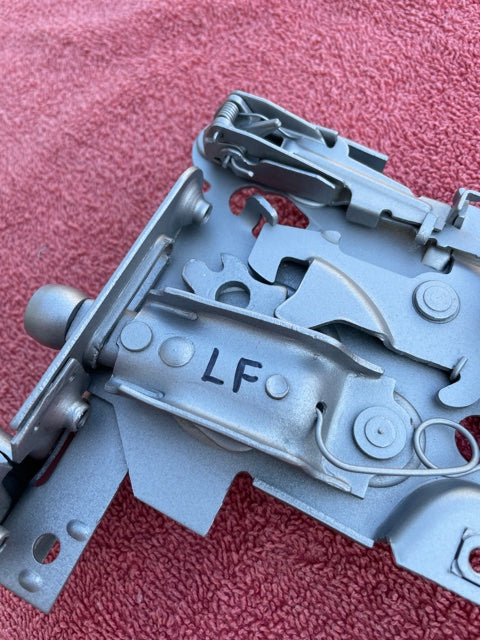 1949 - 1954 Chevrolet REBUILT Left Front Door Latch Assembly (OEM #4560815 / 4643360 / 4244840 / 4626156) - **(Price includes $95 refundable core charge) - Image 4