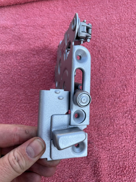 1949 - 1954 Chevrolet REBUILT Left Front Door Latch Assembly (OEM #4560815 / 4643360 / 4244840 / 4626156) - **(Price includes $95 refundable core charge) - Image 5