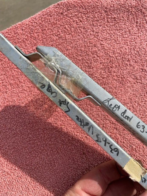 1963-1967 Chevrolet Corvette NOS Window Rear Glass Frame Channel Run Track Pair #3840595 / 3840596 - Image 2