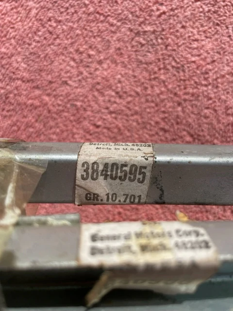 1963-1967 Chevrolet Corvette NOS Window Rear Glass Frame Channel Run Track Pair #3840595 / 3840596 - Image 5